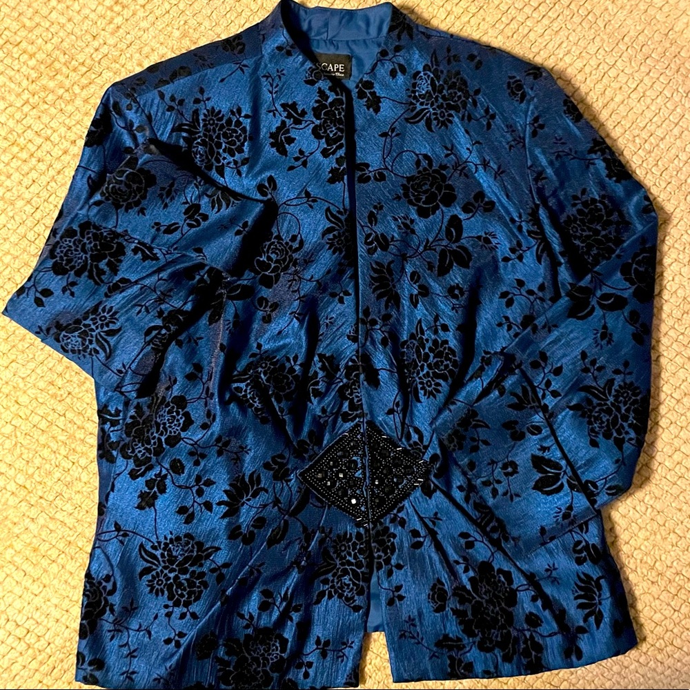 Xscape by Joanna Chen Blue Hook & Eye Blazer